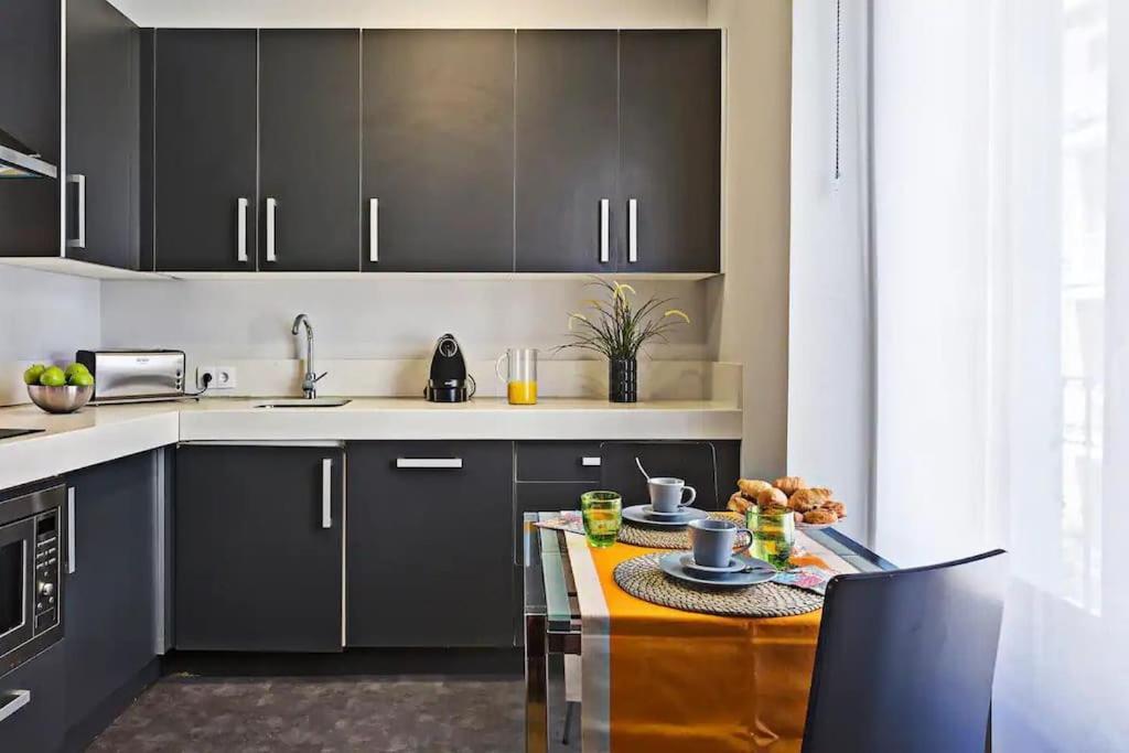 Spacious Luxury 1Br In Centro! S.An Madrid Buitenkant foto